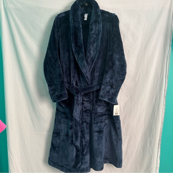 stars above Other - NEW with tags Stars Above XL/XXL long dark blue fuzzy thick robe with pockets